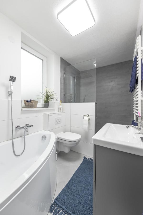 Exklusive Neubau-Ferienwohnung Mit Fernsicht Constanza Exterior foto